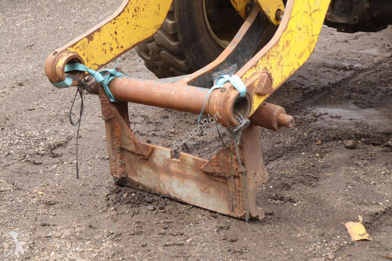 Chargeuse Komatsu 753