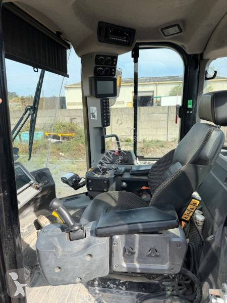 Chargeuse Caterpillar 966M xe
