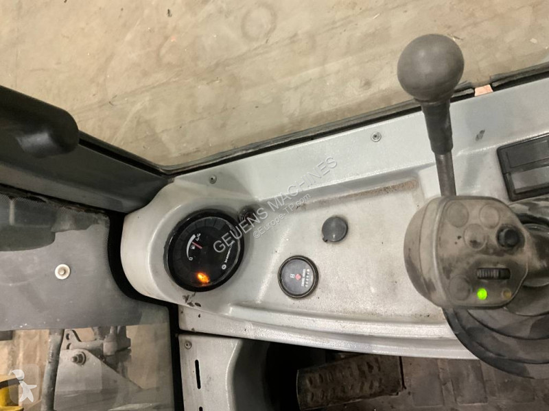 Chargeuse Kramer 750