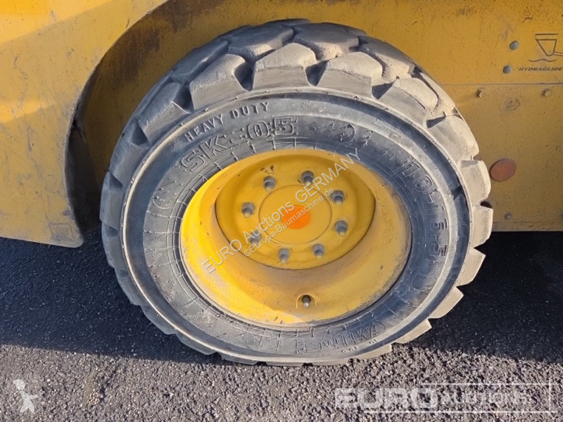 Shovel Gehl R190