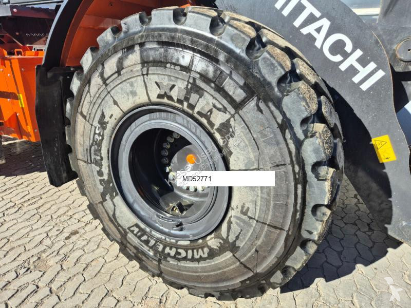 Товарач Hitachi 7