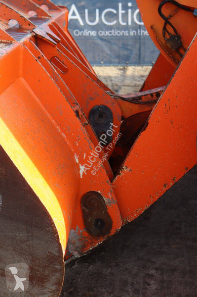 مُحمّلة Fiat Kobelco W170