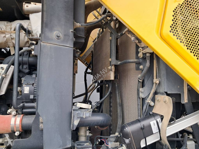 مُحمّلة Komatsu WA475-10E0