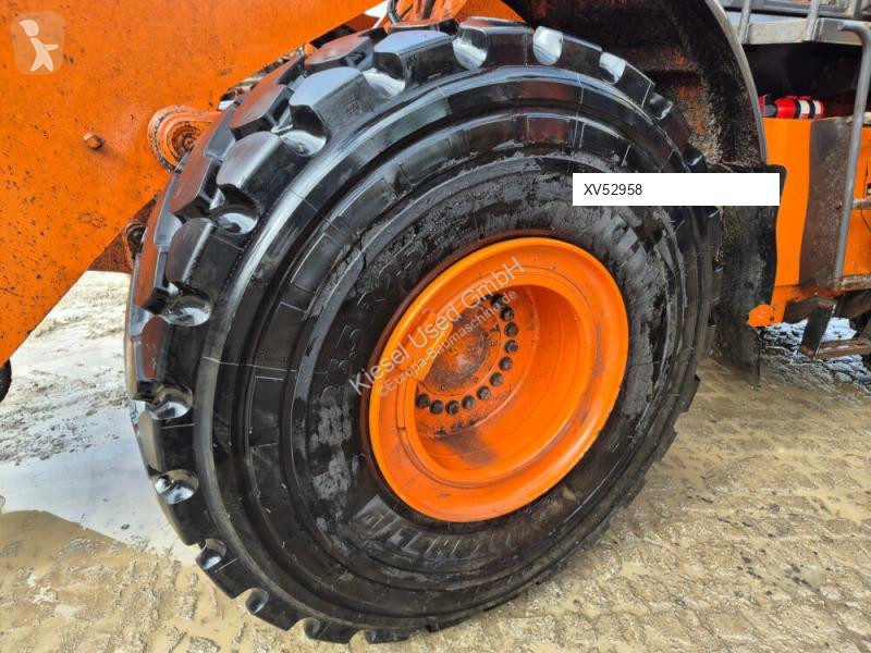 Товарач Hitachi 6