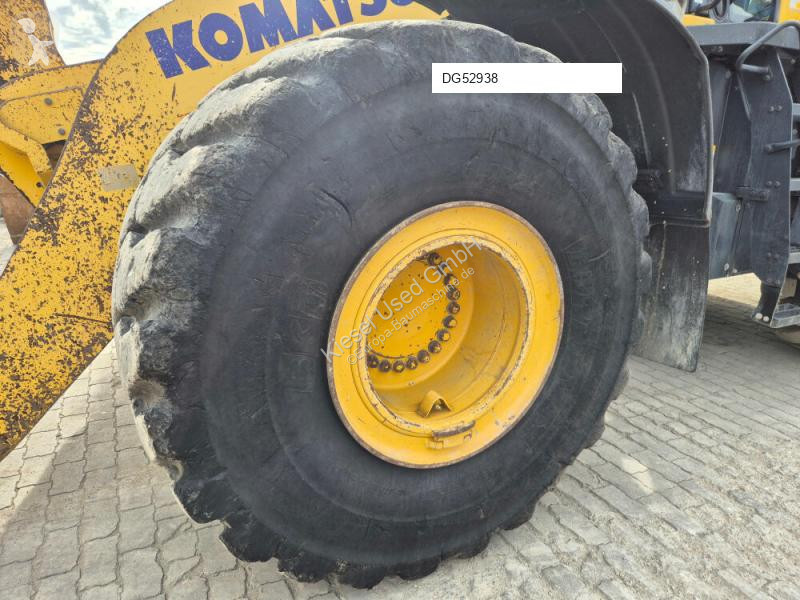 Товарач Komatsu WA475-10