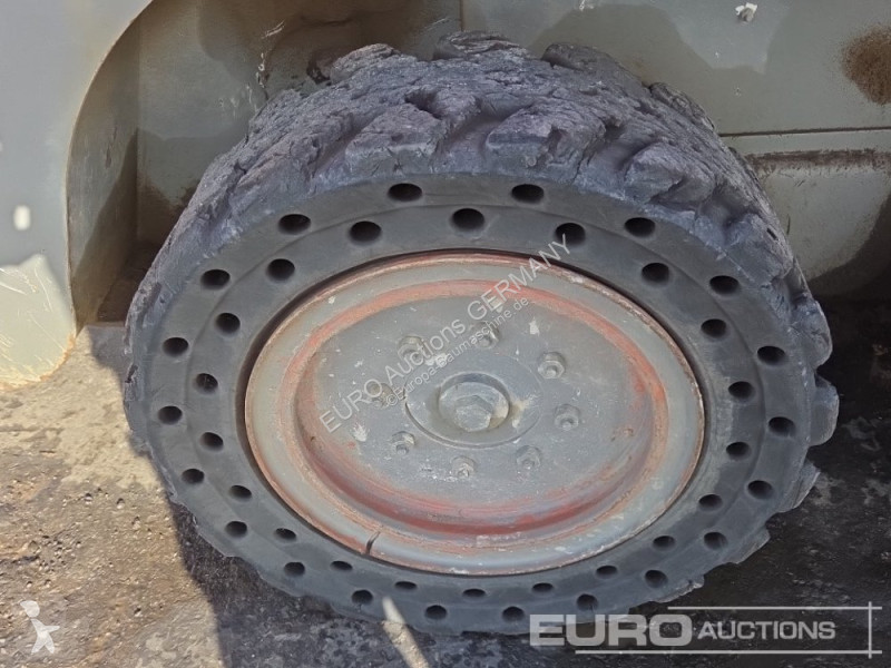 Товарач Bobcat