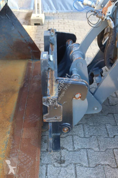 Shovel Giant G5000