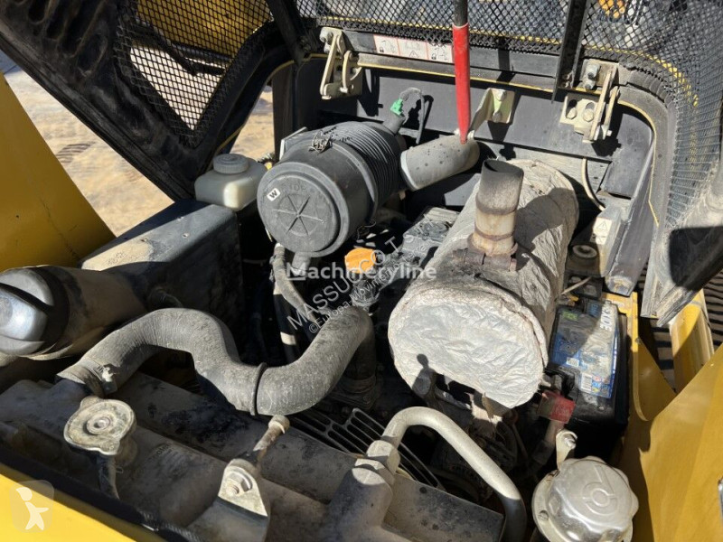 Pá carregadora Komatsu CK 20 HF