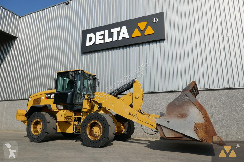 Pala Caterpillar 938M
