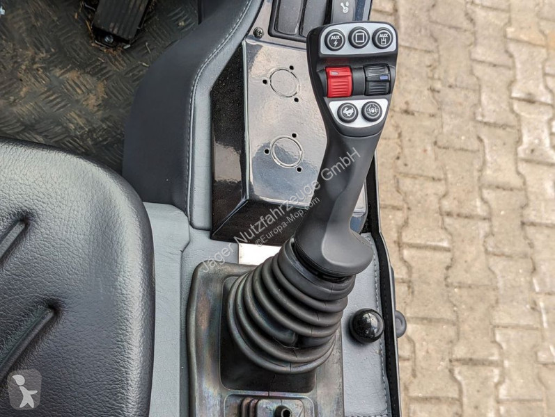 Pala cargadora  Giant G2700 HD X-tra --...