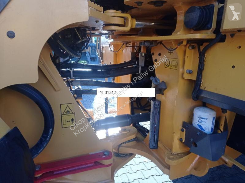 مُحمّلة Volvo L 220 H
