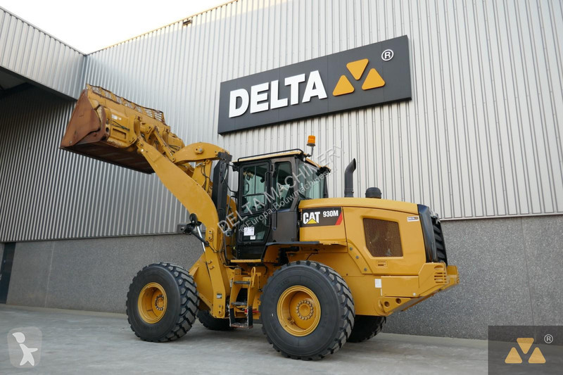 Pala Caterpillar M