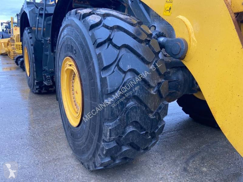 مُحمّلة Komatsu WA500-8