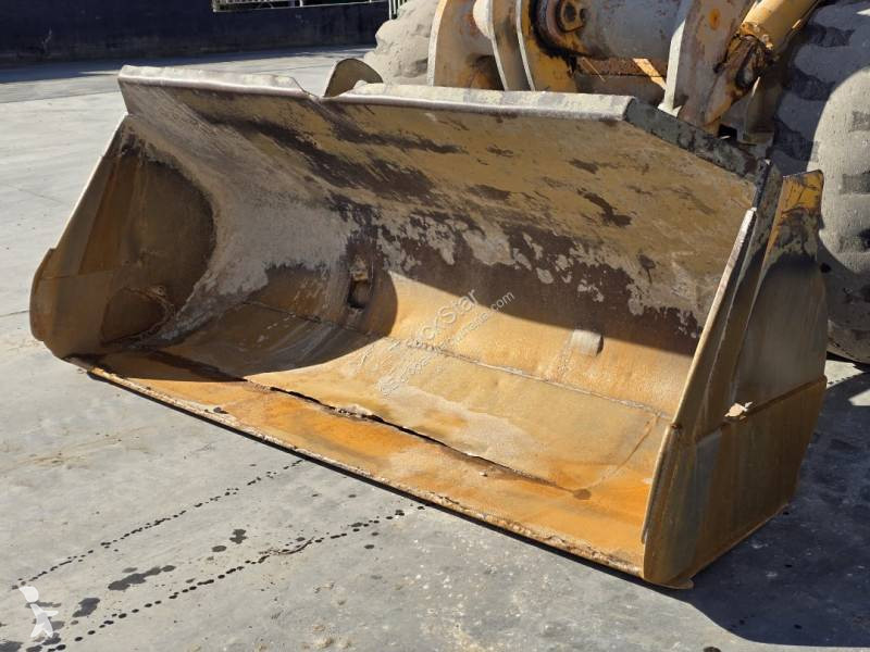 Pá carregadora Liebherr L521