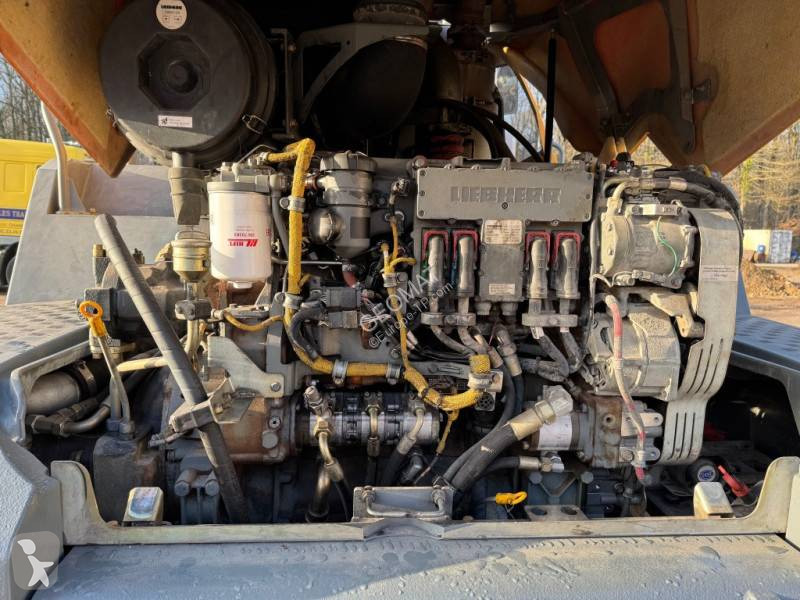 Shovel Liebherr