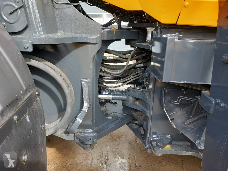 Shovel Komatsu WA480-8E0