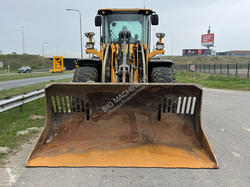 Shovel Volvo L110H
