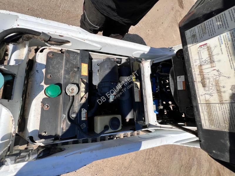 Shovel Bobcat MINI CHARGEUSE SKID A CHENILLE