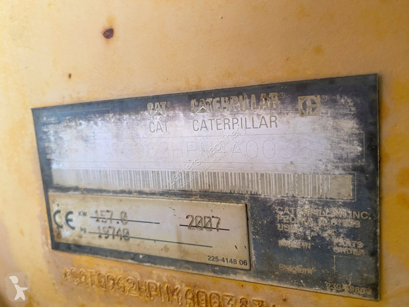 Shovel Caterpillar NVT