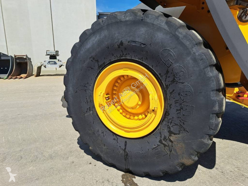 Incarcator Volvo L 220 H