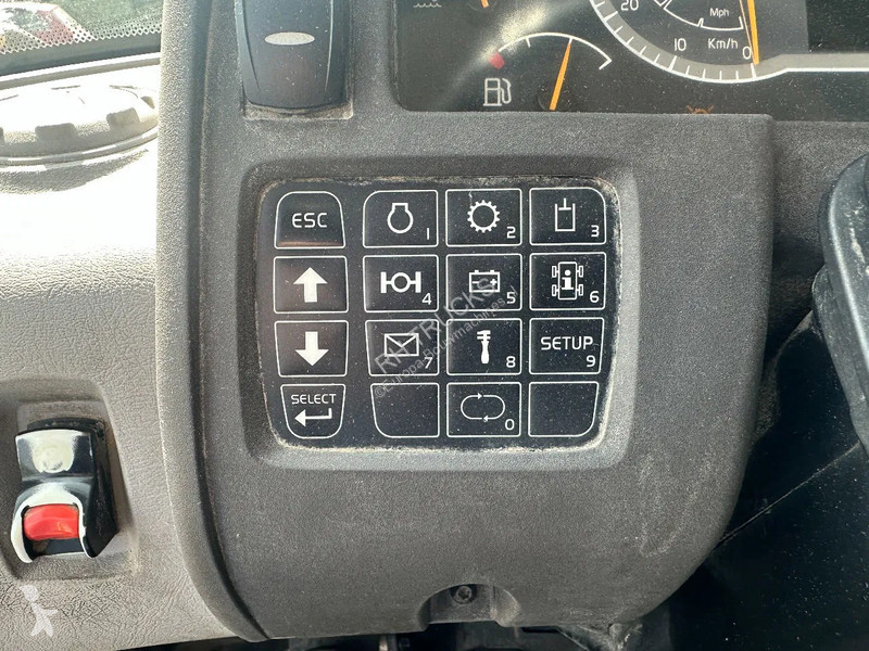 Shovel Volvo L60H , CE, 31359 HOURS, AUXILIARY...