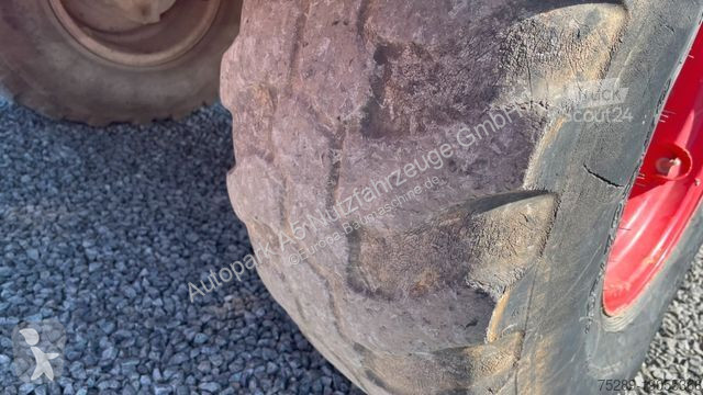 Nakladač Volvo G Radlader 7200 Kg Schaufel Gabel