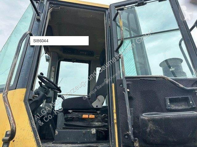 Pá carregadora Komatsu 470-6 Schaufel mit Zähne...
