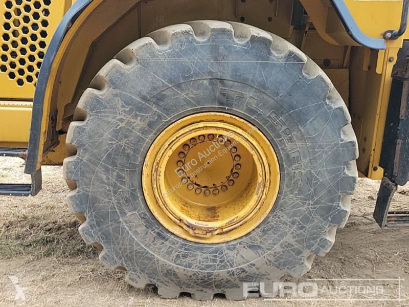 Shovel Caterpillar