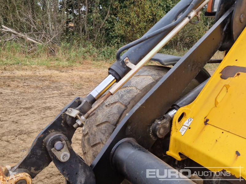 Incarcator JCB