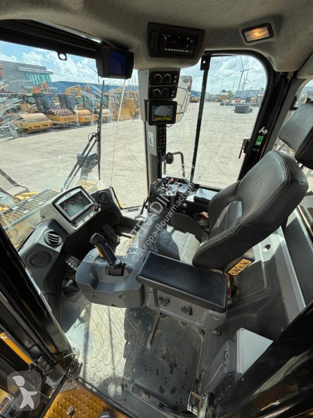 Shovel Caterpillar 972 M XE