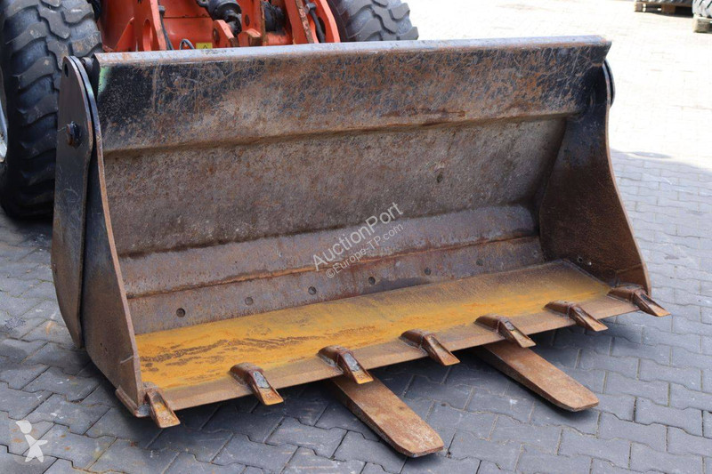 Pala cargadora Schaeff TL100