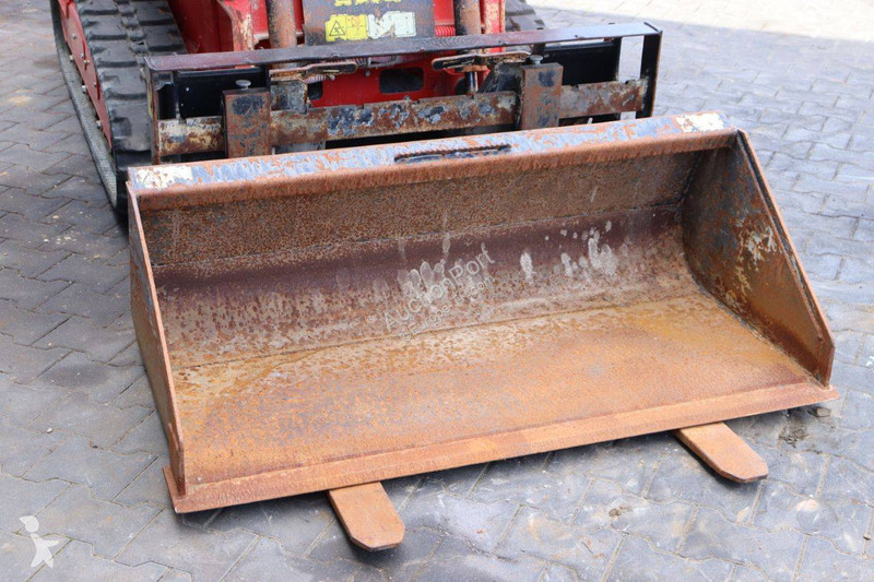 Shovel Manitou 1050 RT
