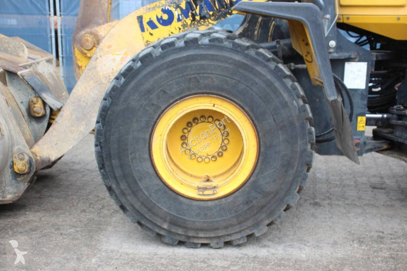 مُحمّلة Komatsu -7