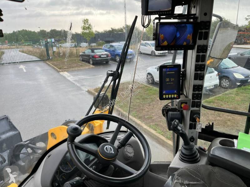 Shovel Volvo L90H