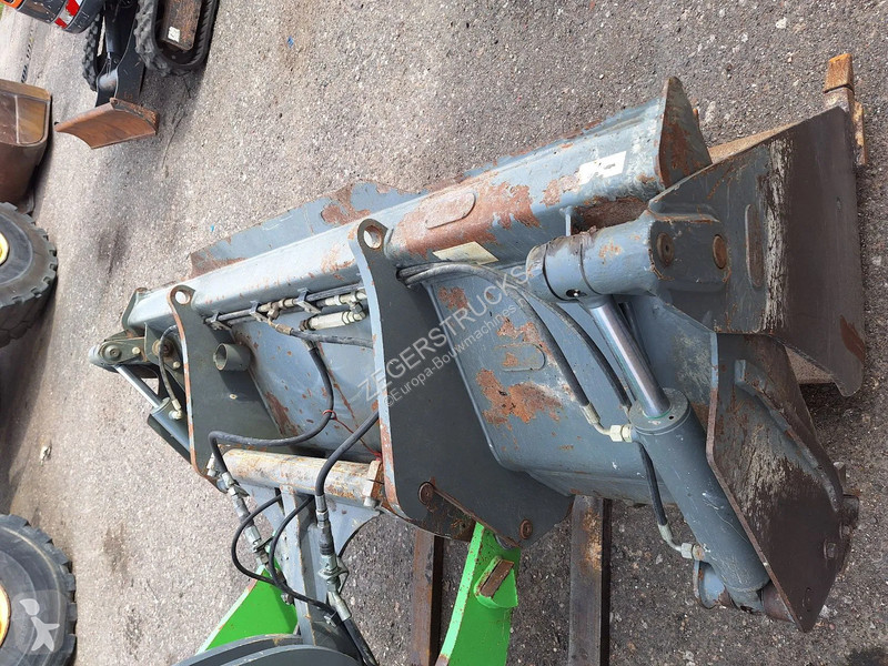Shovel Liebherr L506C