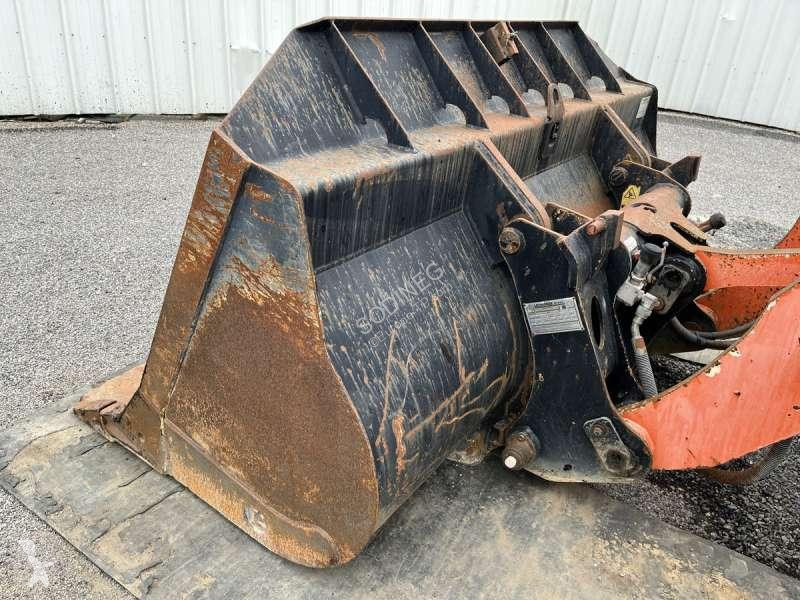 Shovel Hitachi  W130A