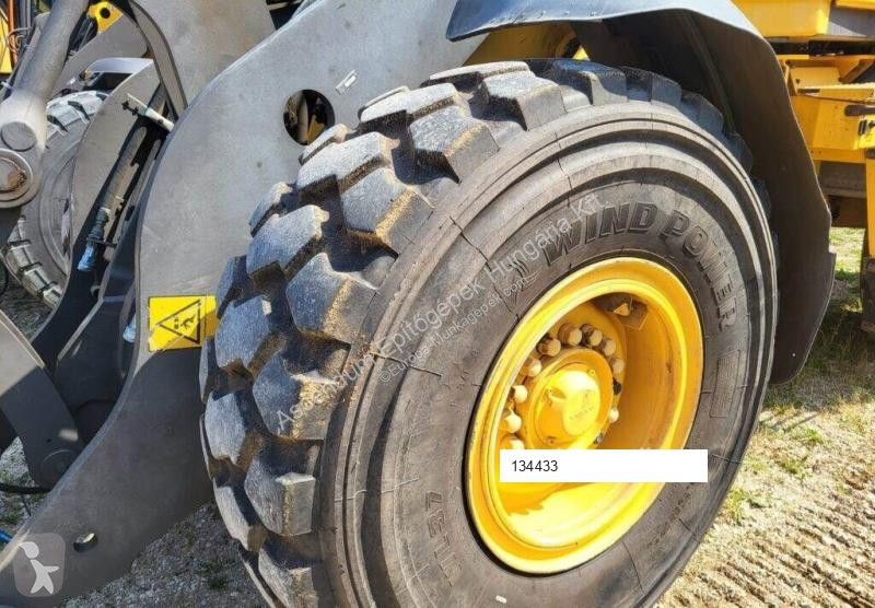 Nakladač Volvo