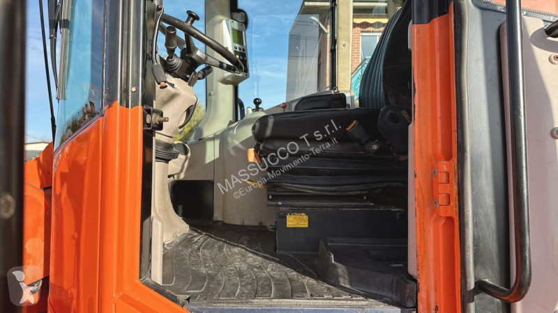 Фронтальный погрузчик Fiat-Hitachi