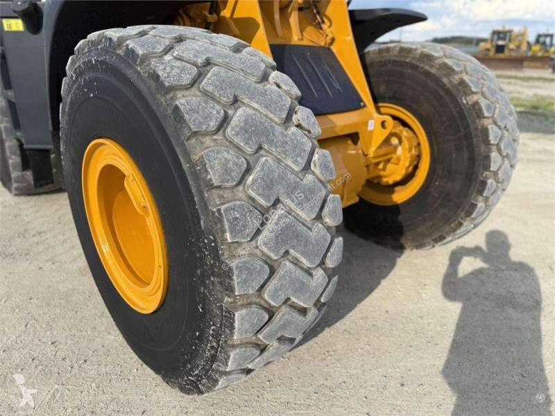 Фронтальный погрузчик Liebherr quick coupler