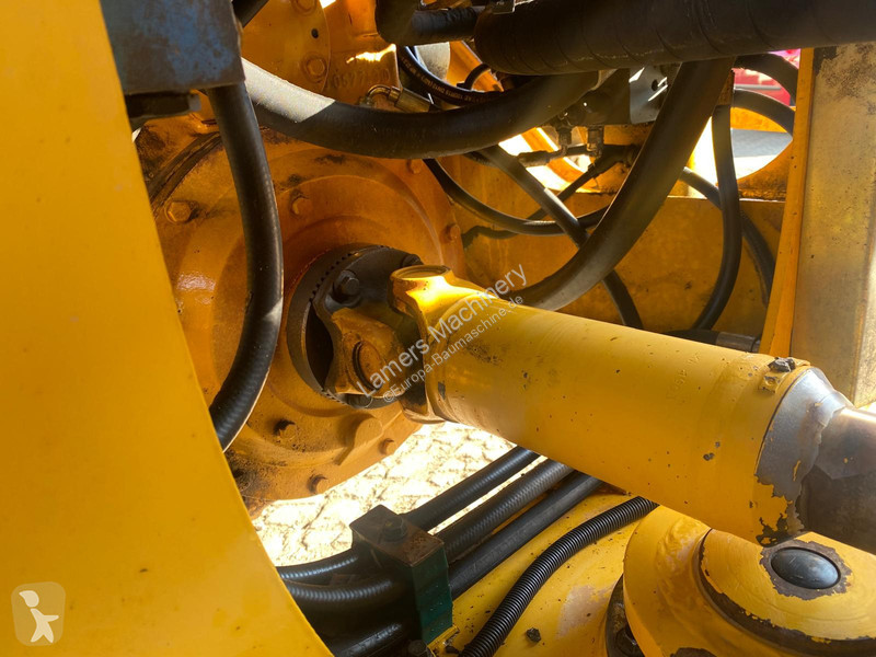 Nakladač Volvo L110