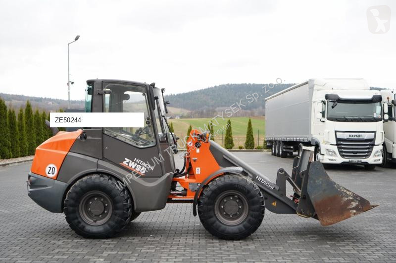 Ładowarka Hitachi  / ŁADOWARKA KOŁOWA / 2020 R...