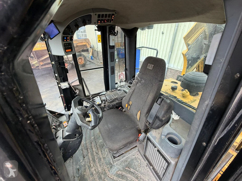 Nakladač Caterpillar H Wheel Loader CE Low...