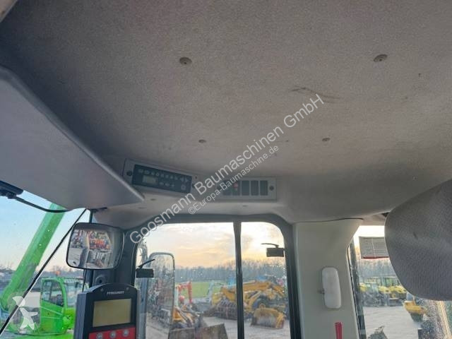 مُحمّلة Hitachi 1806