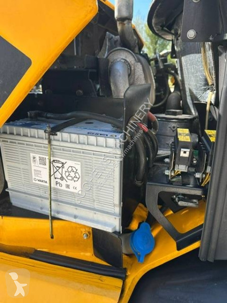 مُحمّلة JCB 409