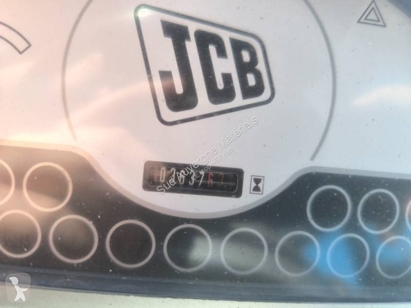 Nakladač JCB