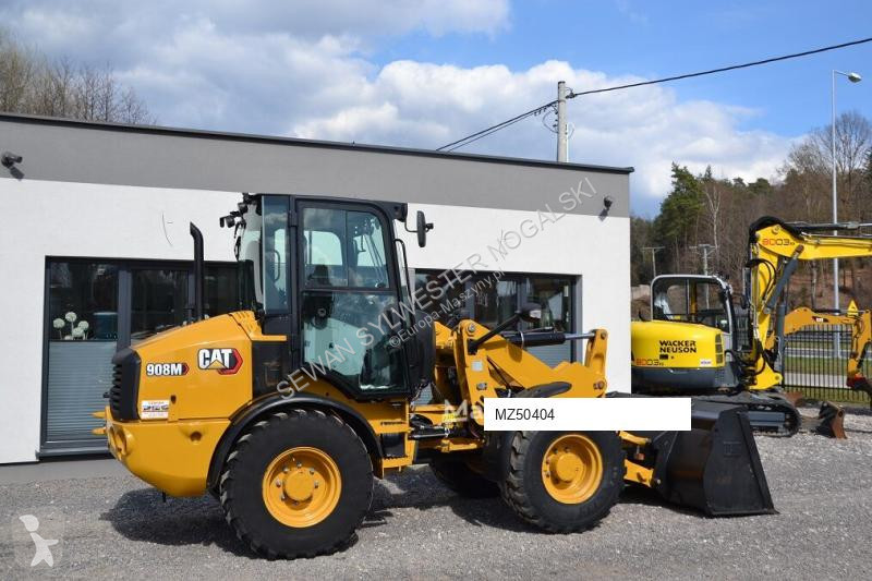 Nakladač Caterpillar 908 M