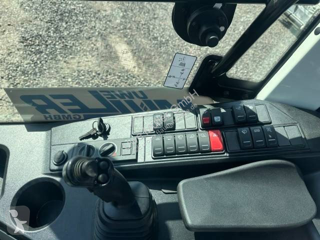 Nakladač Liebherr L 506 Radlader 48.900 EUR