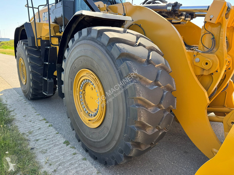 Nakladač Caterpillar 980
