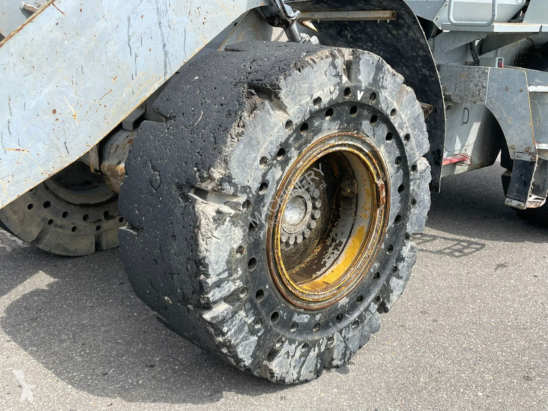 مُحمّلة Caterpillar M