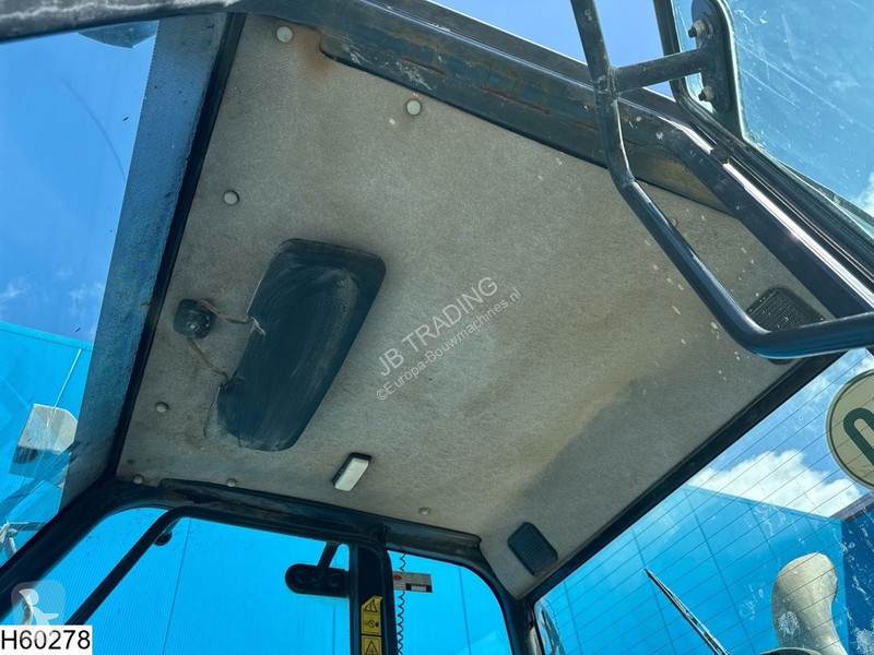 Nakladač Komatsu M6 66 kW, 4x4, 5438 h